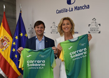 La delegada de la Junta en Cuenca felicita a Eurocaja Rural por el éxito de la ‘Carrera Solidaria Contra la ELA’ y anima a la ciudadanía a seguir colaborando con el ‘Dorsal Cero’