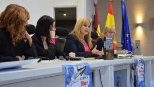 La tercera edición de ‘Los libros viajan por la provincia’ arranca en Cuenca con ‘La historia de los vertebrados’ de Mar García Puig