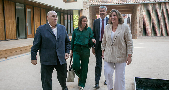 Las bolseras de Zubi Diseño, de Cuenca y el taller de arte religioso Arte Martínez, en Horche serán reconocidos en FARCAMA 1 Las bolseras de Zubi Diseño, de Cuenca y el taller de arte religioso Arte Martínez, en Horche serán reconocidos en FARCAMA