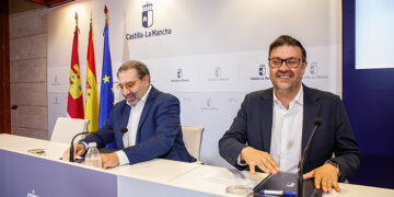 Las consejerías de Sanidad y de Educación, Cultura y Deportes colaborarán en el desarrollo del adiestramiento de estudiantes de Formación Profesional