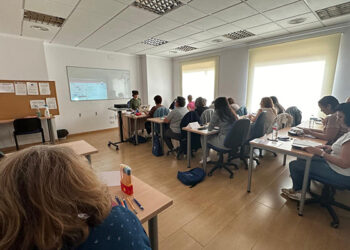 Las empresas y profesionales de la Mancha se forman con el curso de inglés A-2 en la sede de ACESANC Las empresas y profesionales de la Mancha se forman con el curso de inglés A-2 en la sede de ACESANC