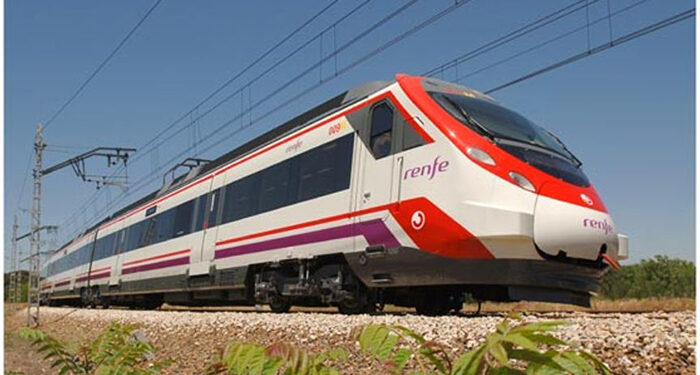 Los trenes Civis (Guadalajara–San Fernando–Chamartín Clara Campoamor-Atocha) siguen finalizando su recorrido en la estación de Chamartín 1 Los trenes Civis (Guadalajara–San Fernando–Chamartín Clara Campoamor-Atocha) siguen finalizando su recorrido en la estación de Chamartín