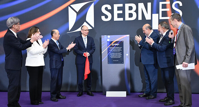 Martínez Guijarro agradece a Sumitomo que haya elegido Cuenca “Trabajamos para ampliar el suelo industrial y facilitar su crecimiento”