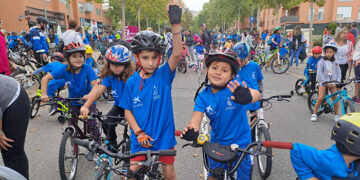 Más de 1.300 personas participan en el Día de la Bicicleta en Guadalajara