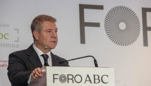 Page apuesta por “reconstruir la España moderada” a base de grandes consensos que garanticen la “competitividad” del país