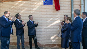 Page asegura que el “ejemplo” y “compromiso” de empresarios como Herminio Navalón justifican el desarrollo de más suelo industrial