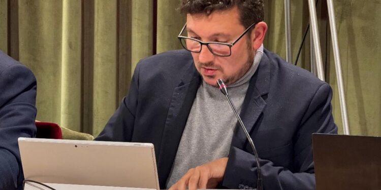 Adrián Martínez asegura que “hemos movido más de 16 millones de euros para mejorar el mantenimiento de Cuenca” 1 Adrián Martínez asegura que “hemos movido más de 16 millones de euros para mejorar el mantenimiento de Cuenca ”