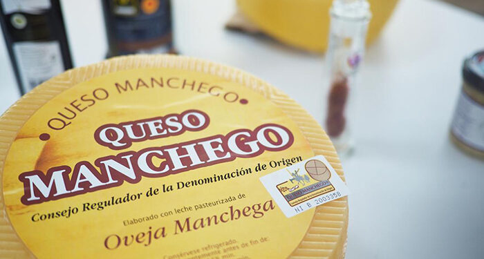 Publicada la Orden de bases de ayudas para la información y promoción de productos amparados por figuras de calidad dotada con 5,7 millones de euros 1 Publicada la Orden de bases de ayudas para la información y promoción de productos amparados por figuras de calidad dotada con 5,7 millones de euros