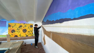 Setiles estrena un mural en el lavadero que integra historia, tradición y arte urbano