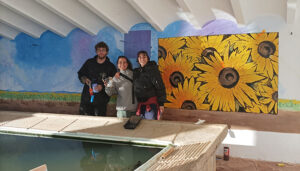 Setiles estrena un mural en el lavadero que integra historia, tradición y arte urbano