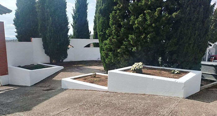 Trabajos de puesta a punto y embellecimiento en el Cementerio de Cabanillas, de cara a “Todos los Santos”