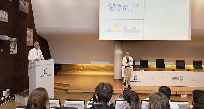 Un total de 36 alumnos de tercer curso de Medicina de la Universidad de Alcalá inician su formación práctica en el Área Integrada de Guadalajara 1 Un total de 36 alumnos de tercer curso de Medicina de la Universidad de Alcalá inician su formación práctica en el Área Integrada de Guadalajara
