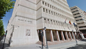 Una sentencia a favor de UGT Guadalajara obliga a la Consejería de Fomento a informar del número de horas extras realizadas por los trabajadores