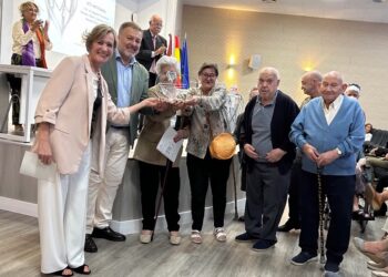 Reconocimientos en el acto del Día del Mayor de Cuenca a la Residencia de Mayores ‘Las Hoces’ y a Hortensia Monleón Cólliga