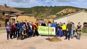 Campiñeando reúne a más de 150 senderistas en Matarrubia