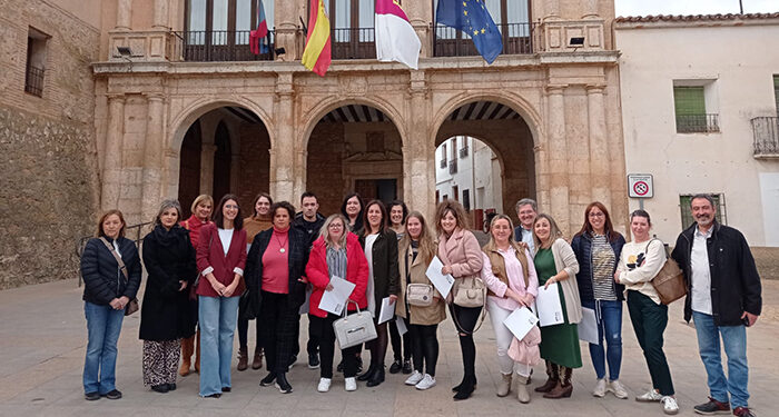 Clausurado un curso de formación para el empleo en Villanueva de la Jara que finaliza con un 71 por ciento de inserción 1 Clausurado un curso de formación para el empleo en Villanueva de la Jara que finaliza con un 71 por ciento de inserción