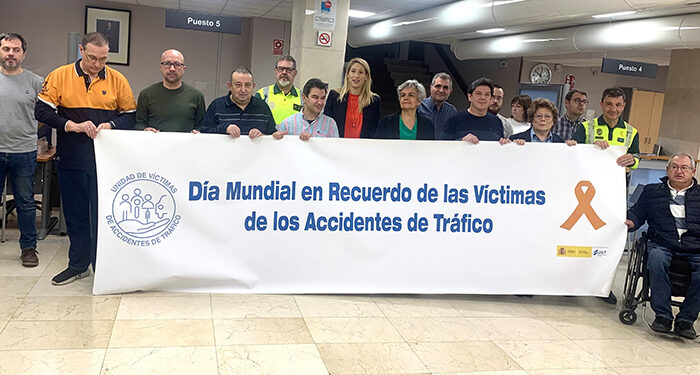 En lo que va de año 15 personas han perdido la vida en las carreteras de Cuenca 1 Cuenca guarda un minuto de silencio en recuerdo de las Víctimas de Accidentes de Tráfico