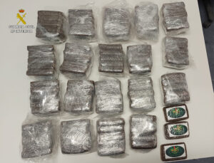 Detenidos en Corduente dos españoles con 9 kilos de hachís