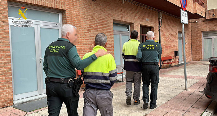 Detenidos en Logroño cuatro trabajadores de una empresa de telecomunicaciones de Guadalajara por el robo de más de siete kilómetros de cable de telefonía 1 Detenidos en Logroño cuatro trabajadores de una empresa de telecomunicaciones de Guadalajara por el robo de más de siete kilómetros de cable de telefonía