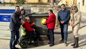 El Ayuntamiento de Brihuega instala contenedores de residuos adaptados para personas con diversidad funcional