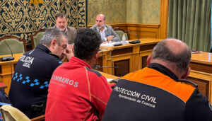 El Ayuntamiento de Cuenca cuenta con casi dos centenares de efectivos, unos 40 vehículos y 180 toneladas de sal de cara a la campaña invernal