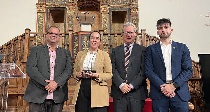 El Ayuntamiento de Guadalajara recibe un reconocimiento de la UAH por su mecenazgo a la Cátedra de Turismo Inteligente