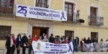 El Ayuntamiento de Tarancón se une a la conmemoración del 25-N