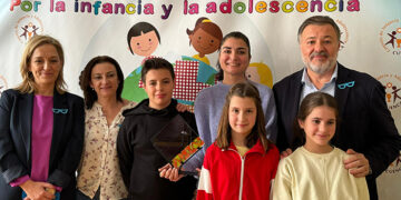 El Consejo Municipal de Infancia y Adolescencia de Cuenca reconoce al colegio Ramón y Cajal en su 90 Aniversario