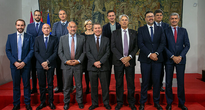 El Gobierno regional destina más de dos millones de euros a garantizar el aprendizaje permanente y a promover la igualdad de acceso en la UCLM y la UAH