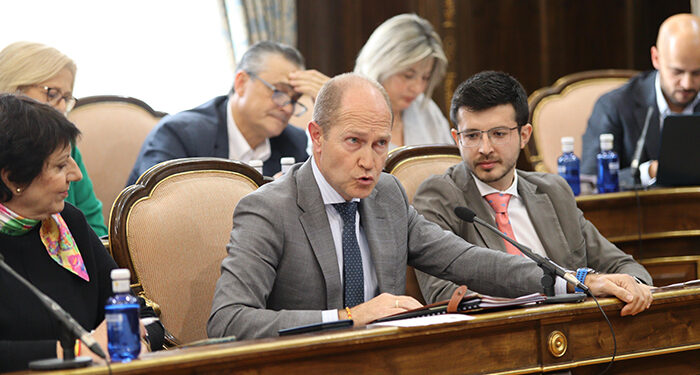 El Grupo Popular seguirá insistiendo al gobierno de Vega a que ponga en marcha el convenio entre la Diputación y la CHT para la limpieza de cauces 1 El Grupo Popular seguirá insistiendo al gobierno de Vega a que ponga en marcha el convenio entre la Diputación y la CHT para la limpieza de cauces