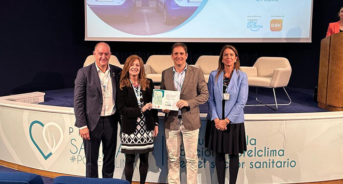 El Hospital de Guadalajara, galardonado en los premios “Sanidad #PorElClima” por su contribución a la descarbonización con la compra de coches eléctricos