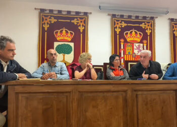 El PP de Mondéjar pide a Vega que predique con el ejemplo y baje el IBI como él mismo propone al resto de ayuntamientos El PP de Mondéjar pide a Vega que predique con el ejemplo y baje el IBI como él mismo propone al resto de ayuntamientos