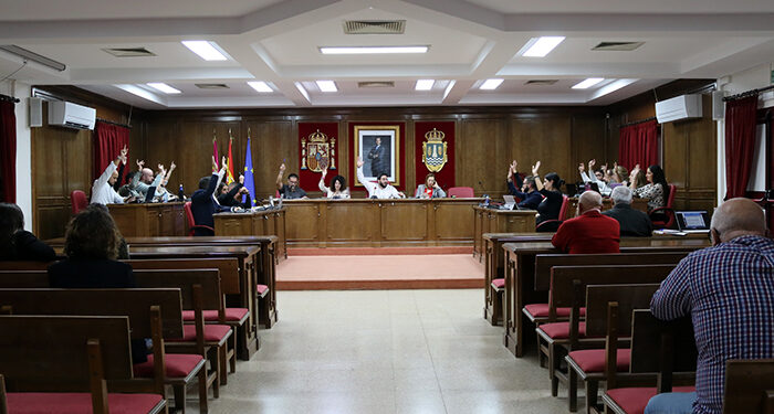 El Pleno solicita por unanimidad la “paralización inmediata” del proyecto de construcción del Centro de Acogida de Protección Internacional en Azuqueca