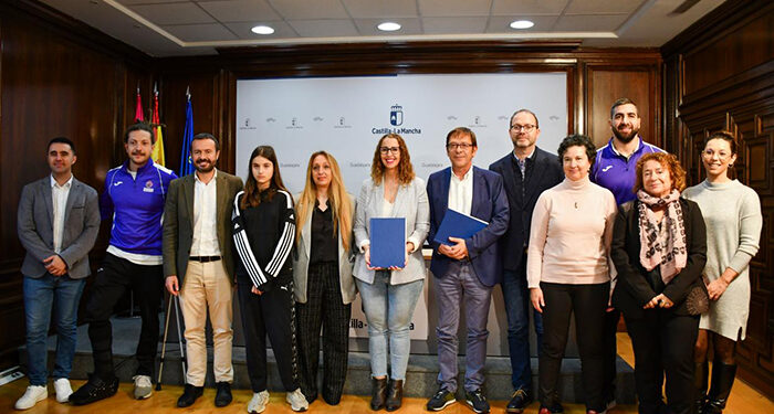 El club Balonmano Guadalajara se adhiere al convenio por una Sociedad Libre de Violencia de Género del Gobierno de Castilla-La Mancha