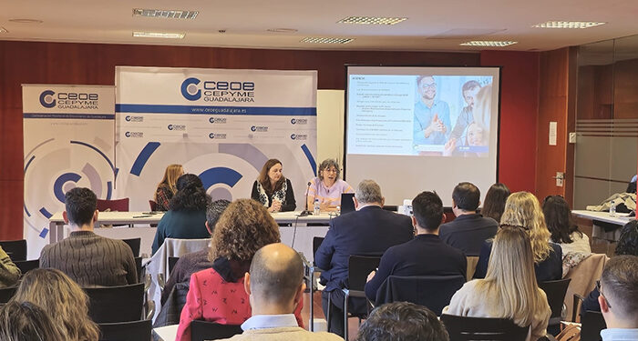 El departamento de Medio Ambiente de CEOE-Cepyme Guadalajara desarrolla una nueva jornada basada en el nuevo Real Decreto de envases y su aplicación a las empresas 1 El departamento de Medio Ambiente de CEOE-Cepyme Guadalajara desarrolla una nueva jornada basada en el nuevo Real Decreto de envases y su aplicación a las empresas