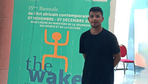 El estudiante de doctorado Youssef Taki participa en la XV edición de la Bienal de Arte de Dakar “The wake”