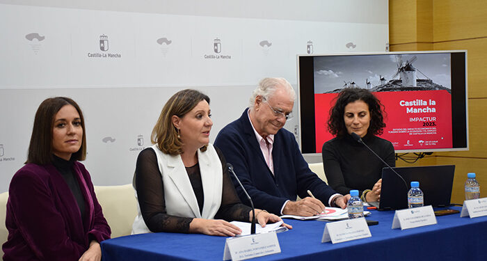 El sector turístico marca récords al generar 3.600 millones de euros en 2023 y recupera su peso en el PIB regional previo a la pandemia, un 7,3 por ciento