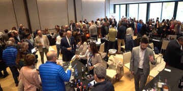 Éxito de acogida en la presentación de los vinos jóvenes DO La Mancha en Madrid