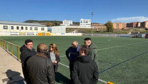 Firmada el acta de replanteo para el inicio de las obras de mejora en el campo de fútbol Obispo Laplana
