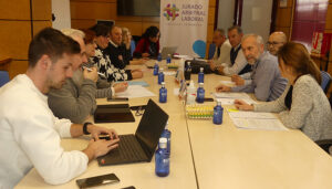 Firmado el convenio provincial de comercio de Cuenca que establece las condiciones laborales hasta el final de 2024 con una subida salarial del 3%