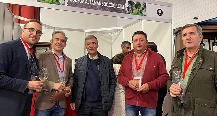 Graja de Iniesta consolida su Feria del Vino y Producto Local con más de 1.100 asistentes