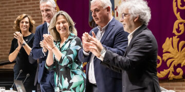 Guarinos agradece el compromiso de la Uned “para avanzar en la transferencia del conocimiento y de los valores”