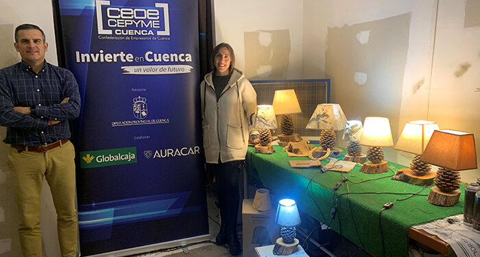 Invierte en Cuenca apoya la empresa La Casa de las Piñas de elaboración de lámparas aprovechando los recursos naturales de los pinares conquenses 1 Invierte en Cuenca apoya la empresa La Casa de las Piñas de elaboración de lámparas aprovechando los recursos naturales de los pinares conquenses