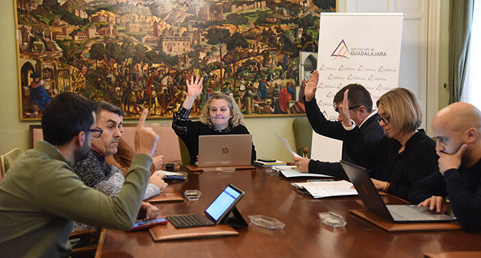 La Diputación de Guadalajara invierte 140.000 euros en instalar seis puntos de carga para vehículos eléctricos en Brihuega, Cifuentes y Torija