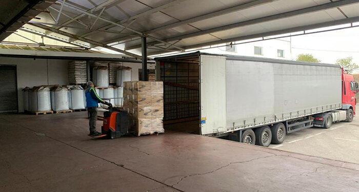 La Junta envía a la Comunidad Valenciana cerca de tres millones de artículos de protección individual