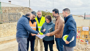 La Junta invierte 147.000 euros en la renovación de cinco kilómetros de tuberías en Santa María de los Llanos
