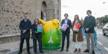 La Junta y Ecovidrio presentan la campaña de recogida de vidrio con iglús inspirados en Disney para fomentar un mayor reciclaje