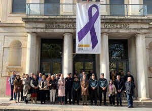 La Subdelegación del Gobierno en Cuenca celebra un minuto de silencio en repulsa por el último asesinato machista