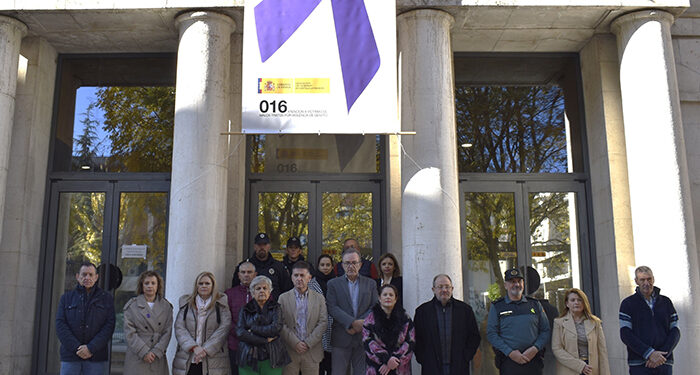 La Subdelegación del Gobierno en Cuenca convoca un minuto de silencio en repulsa por el asesinato machista de Cloe, de 15 años, en Alicante
