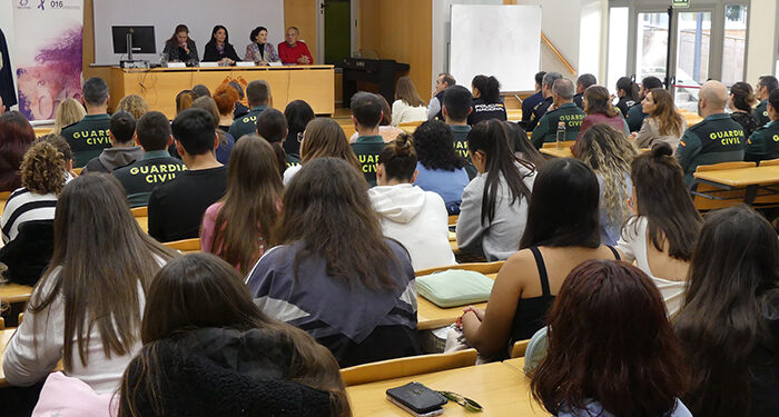 La Subdelegación del Gobierno en Guadalajara analiza la violencia de género a través de las nuevas tecnologías